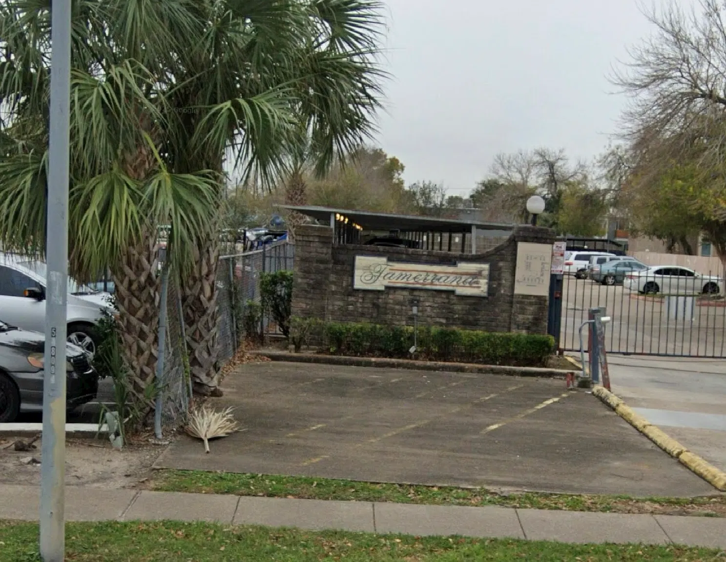 8201 Richmond Ave — Photo 2