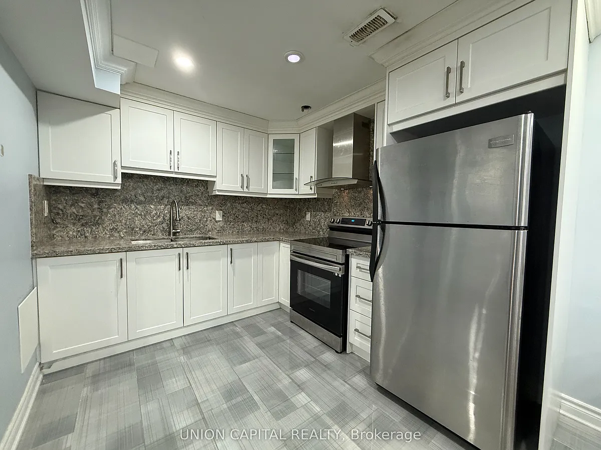 Building Photo - 114 Timbers Cir #BASEMENT