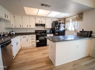 6337 N 49th Ave, Glendale, AZ 85301