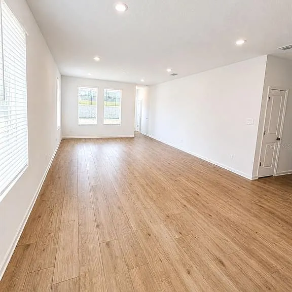 3121 Brookhollow Way — Photo 3