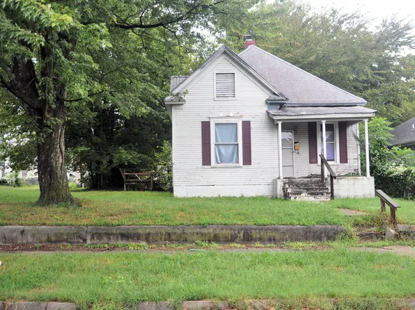 1718 S Sergeant Ave, Joplin, MO 64804