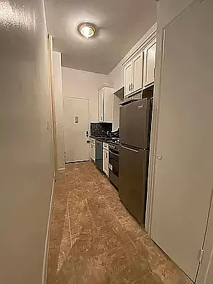 Rented by The Property Firm | media 5