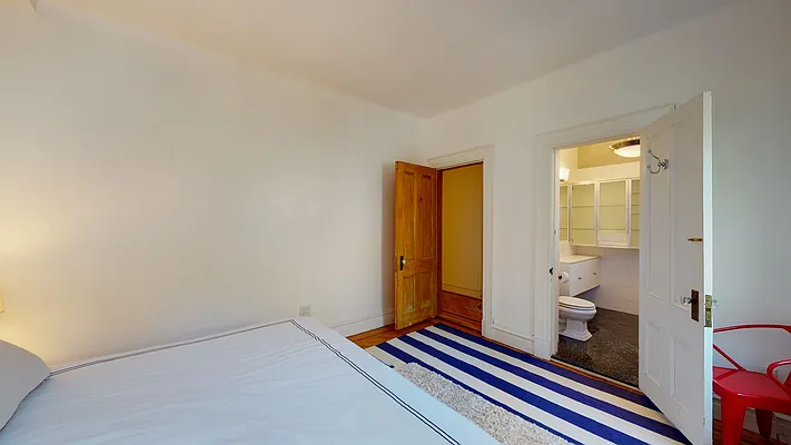 Rented by R New York | media 12