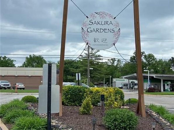 10003 Sakura Dr APT A, Saint Louis, MO 63128