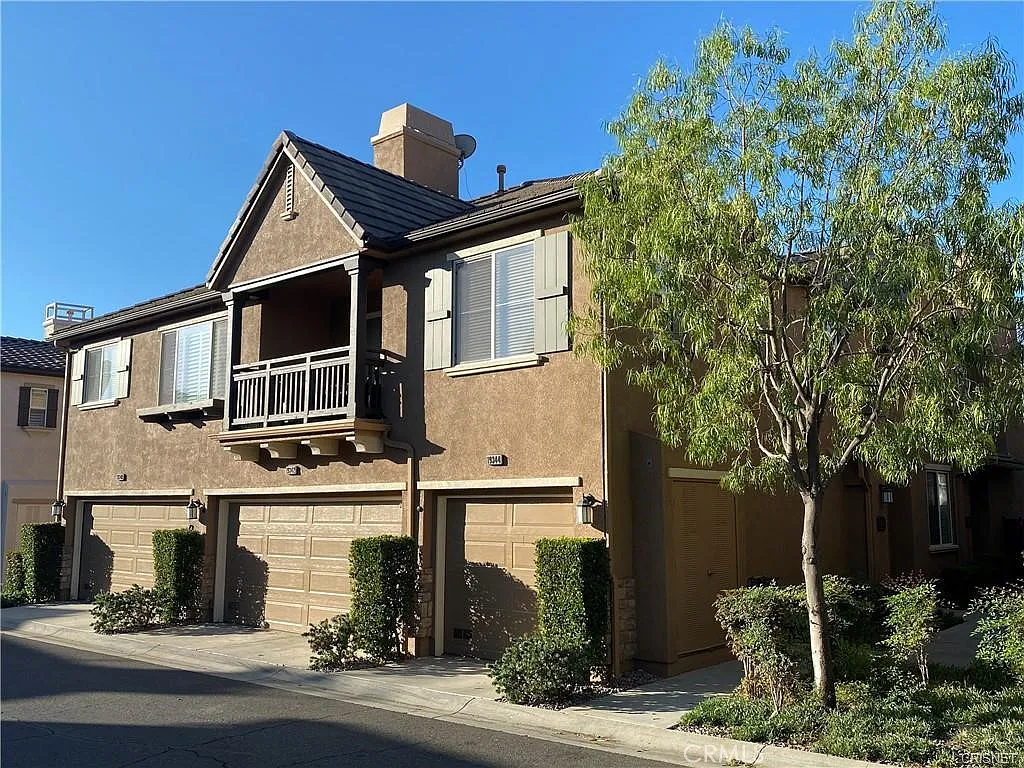 3 bed, 1710 sqft, $3,500 — Photo 2