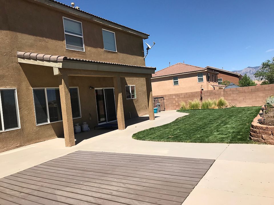 2nd image of 2544 Camino Seville SE