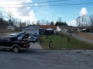 7015 Eddie Kimbell Ln, Powell, TN 37849