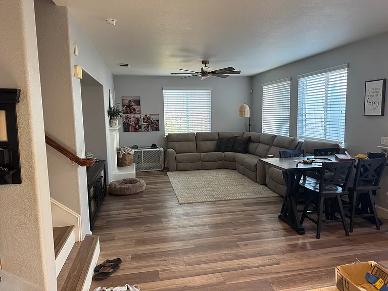 Woodford Ln — Photo 4