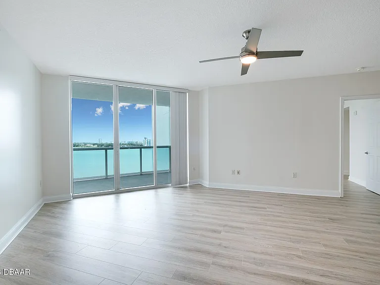 241 Riverside Dr #1006 — Photo 13