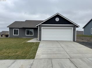 2859 Cardinal Pl, Umatilla, OR 97882