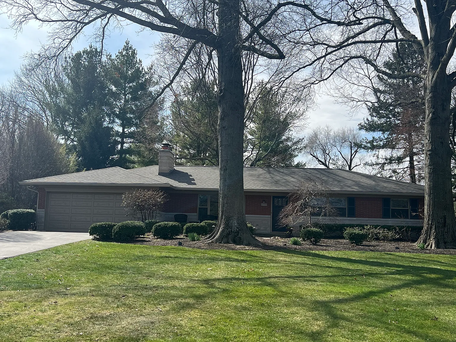3727 Briarwood Dr photo 1