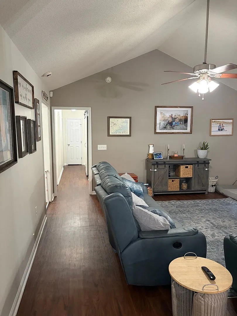 Justice Farms - Easy Living!! — Photo 3