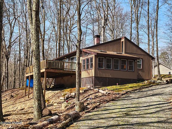 2nd image of 127 Buckhorn Dr