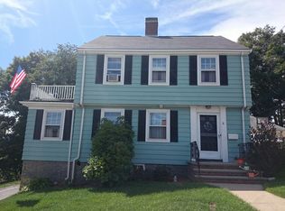 6 Greaton Rd, West Roxbury, MA 02132