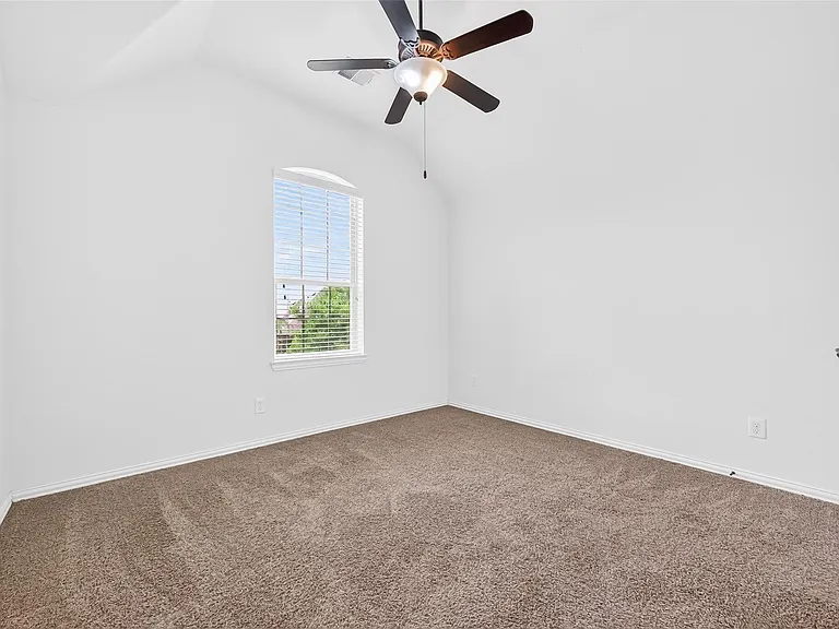 7035 Belle Meadow Ln — Photo 42