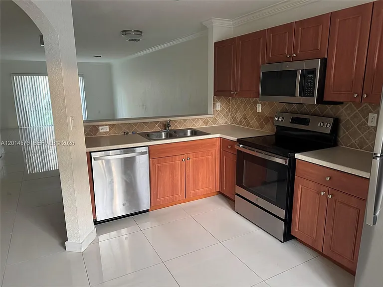 3017 SW 129th Ave #123 — Photo 3