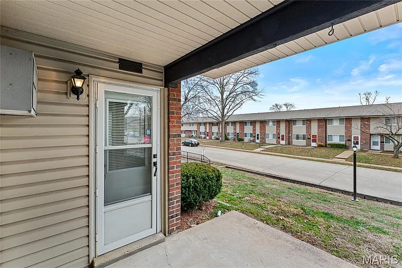 Thumbnail 16