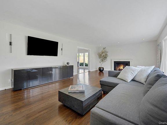 4th image of 58 Mamaroneck Road