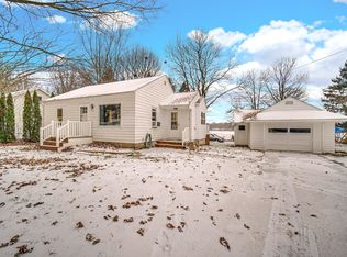 900 Park St, New Carlisle, IN