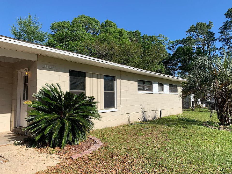 1st image of 4520 Deauville Way