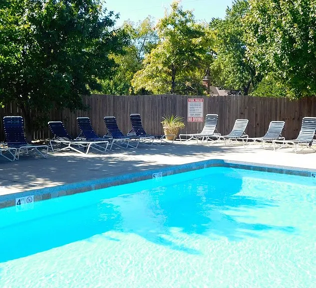 Canyon Court Apartments — Photo 4