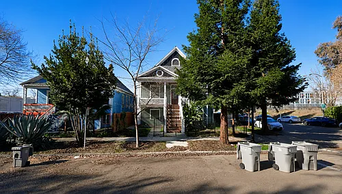 400 8th St Photo 1