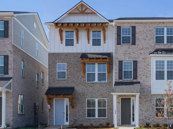 164 Barton Village Blvd, Lebanon, TN 37090