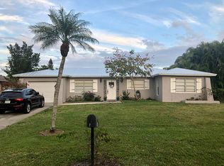 1006 Rose Way, Naples, FL 34104