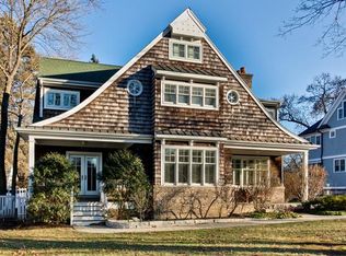 414 Wedgemere Pl, Libertyville, IL