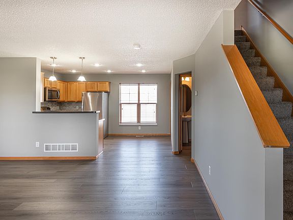 3rd image of 2882 Clover Ridge Dr