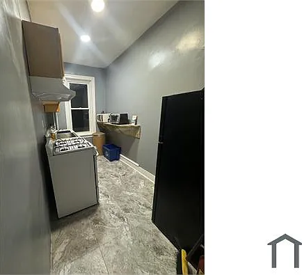 2 bed, $1,300 — Photo 4