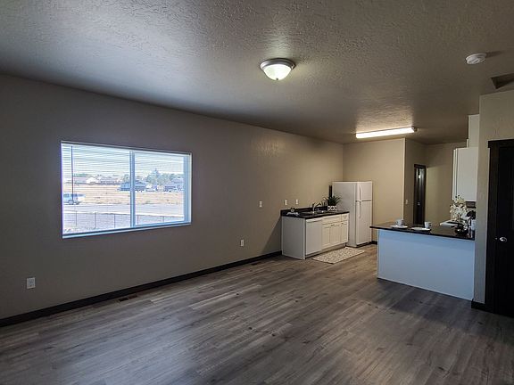 5th image of 13816 W Bergen Dr #A