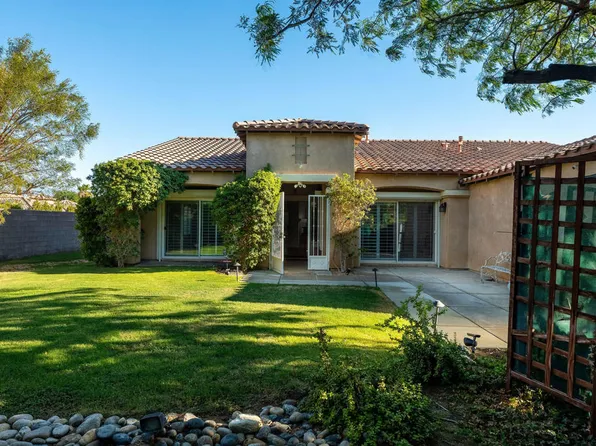 992 Mira Grande, Palm Springs, CA 92262