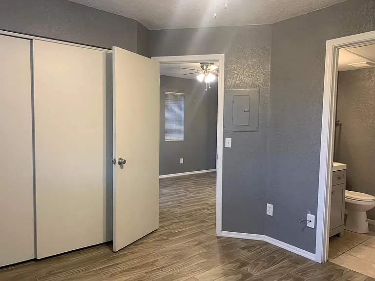 1810 E Blacklidge Dr #718 — Photo 12