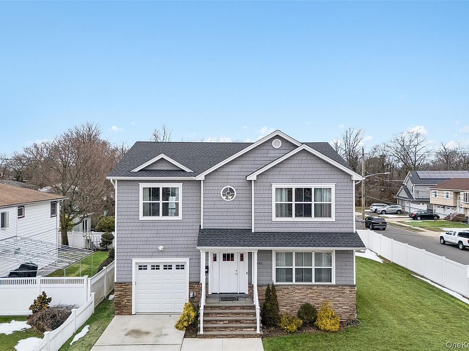 1st image of 2162 Seamans Neck Road