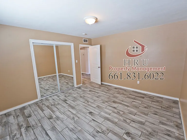 1821 Lacey St — Photo 8