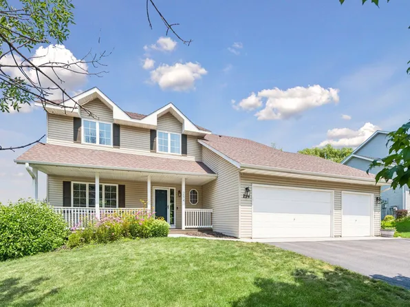 254 Jaspers Cir S, Chaska, MN 55318