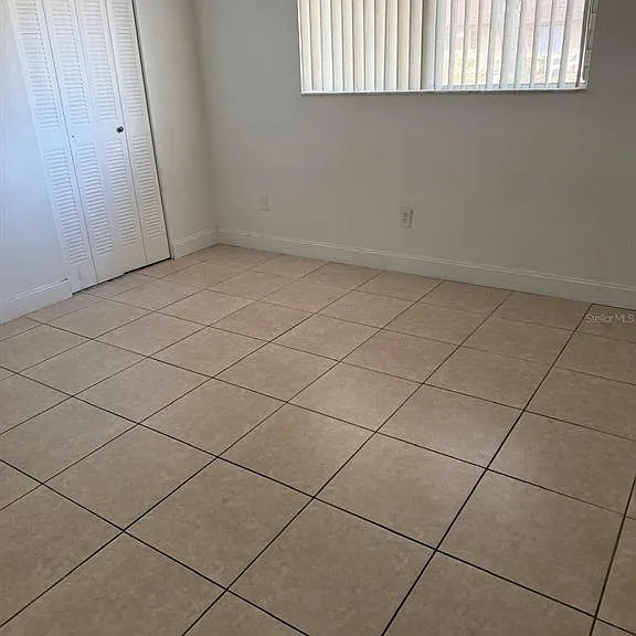 500 E Rosewood Ln #154 — Photo 2