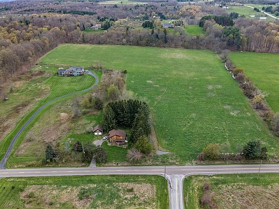 2nd image of Seneca Point Rd