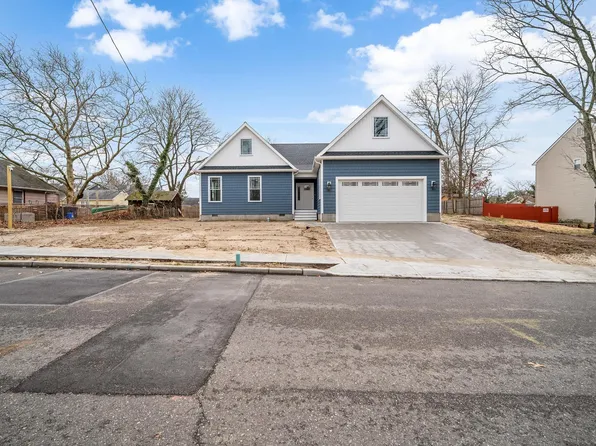 131 Pennsylvania Ave, Absecon, NJ 08201