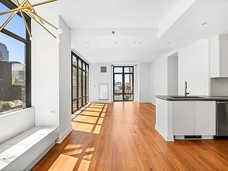 57 Reade St #10F — Photo 1