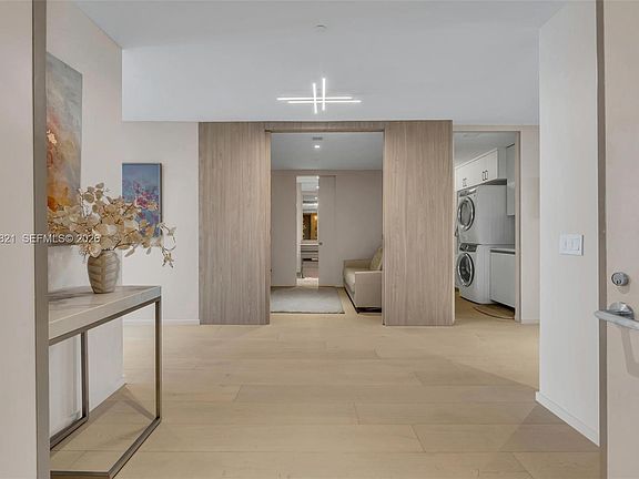3rd image of 18975 Collins Ave Unit 2802