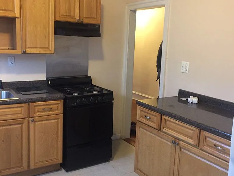 1508 Widener Pl #B — Photo 2