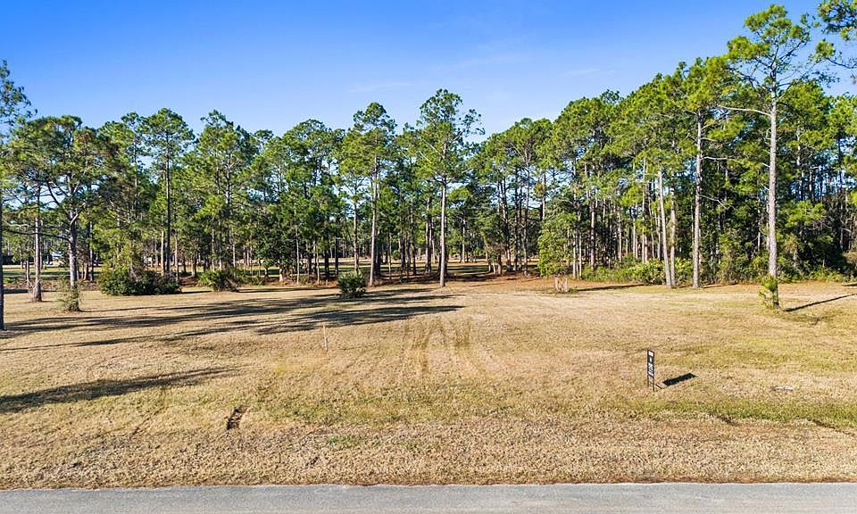 1st image of 729 Plantation Dr