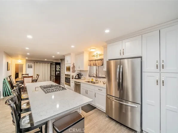 208 S Barranca Ave Space 25, Glendora, CA 91741