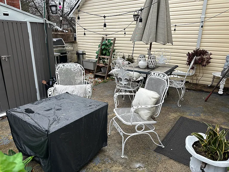 270 N One Street Ave — Photo 42