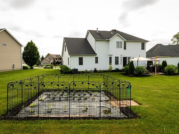 5th image of 644 Westfield Dr