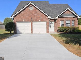 420 Blackwood Ln, Suwanee, GA 30024