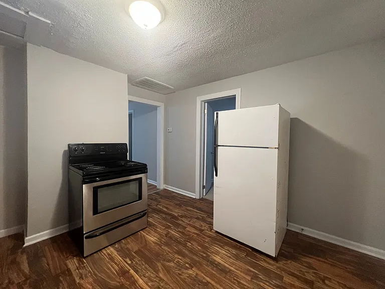 618 Granite Ave — Photo 4