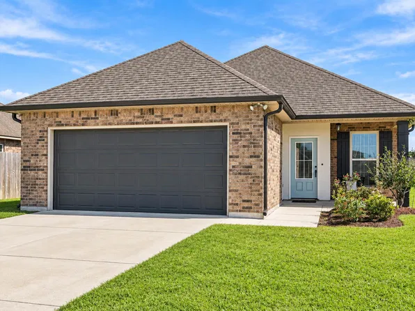 136 Petal Ave, Thibodaux, LA 70301